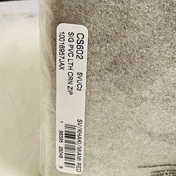 NWT Coach Corner Zip Wristlet In Signature Canvas - Picture 4 of 6